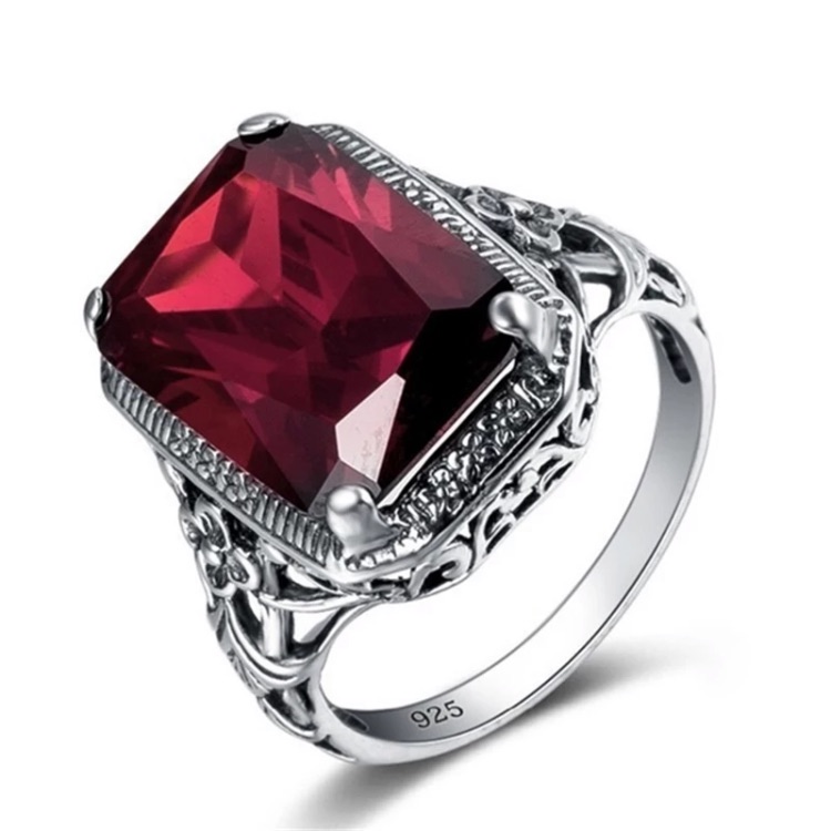 Gorgeous 925 Silver Ruby Ring